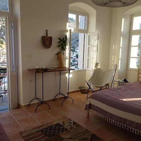 Maison Avec Terrasses Et Vues Sými Buitenkant foto