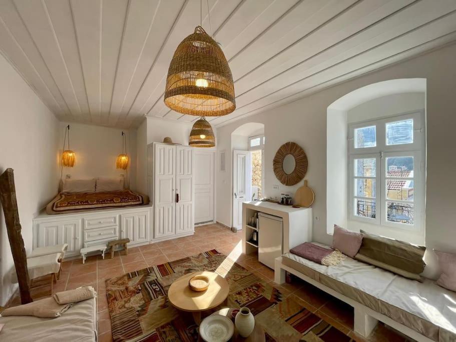 Maison Avec Terrasses Et Vues Sými Buitenkant foto