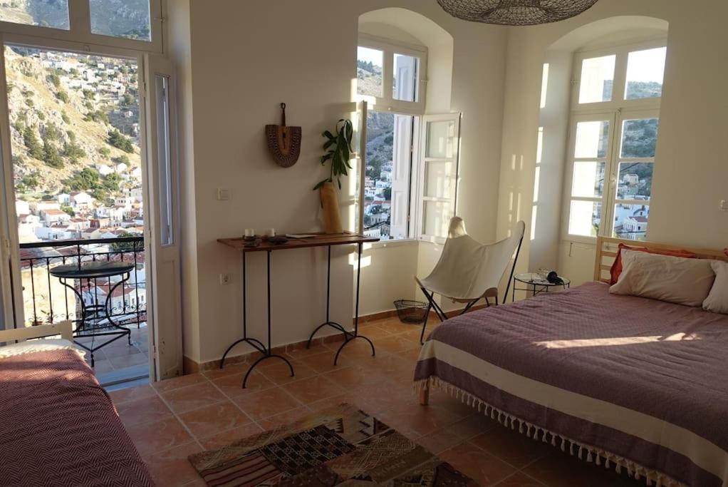 Maison Avec Terrasses Et Vues Sými Buitenkant foto
