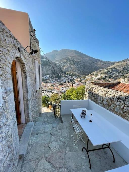 Maison Avec Terrasses Et Vues Sými Buitenkant foto