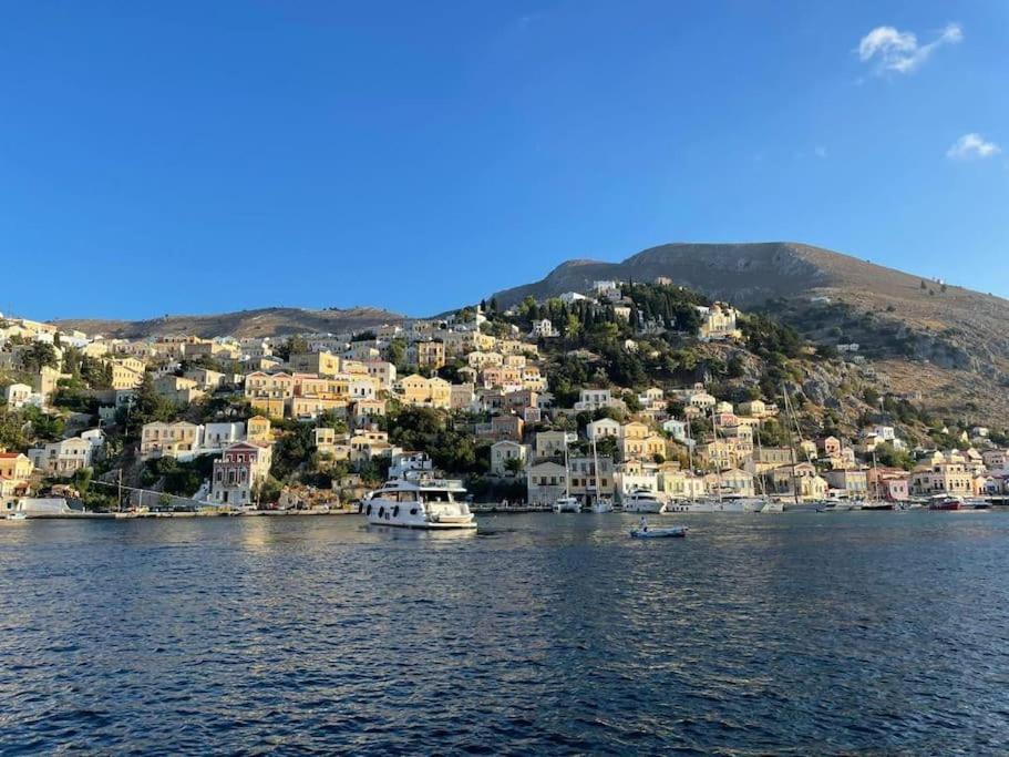 Maison Avec Terrasses Et Vues Sými Buitenkant foto
