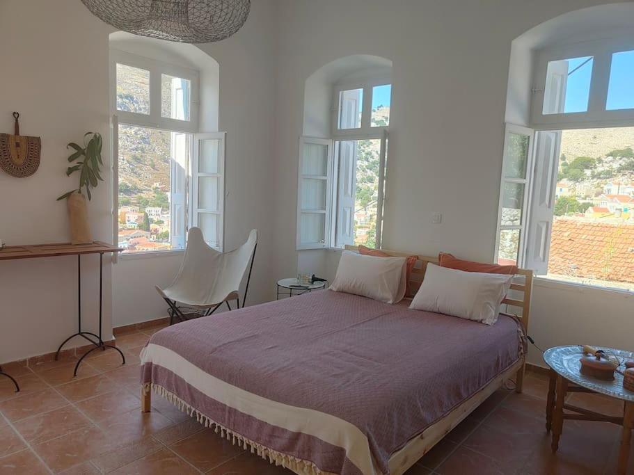 Maison Avec Terrasses Et Vues Sými Buitenkant foto